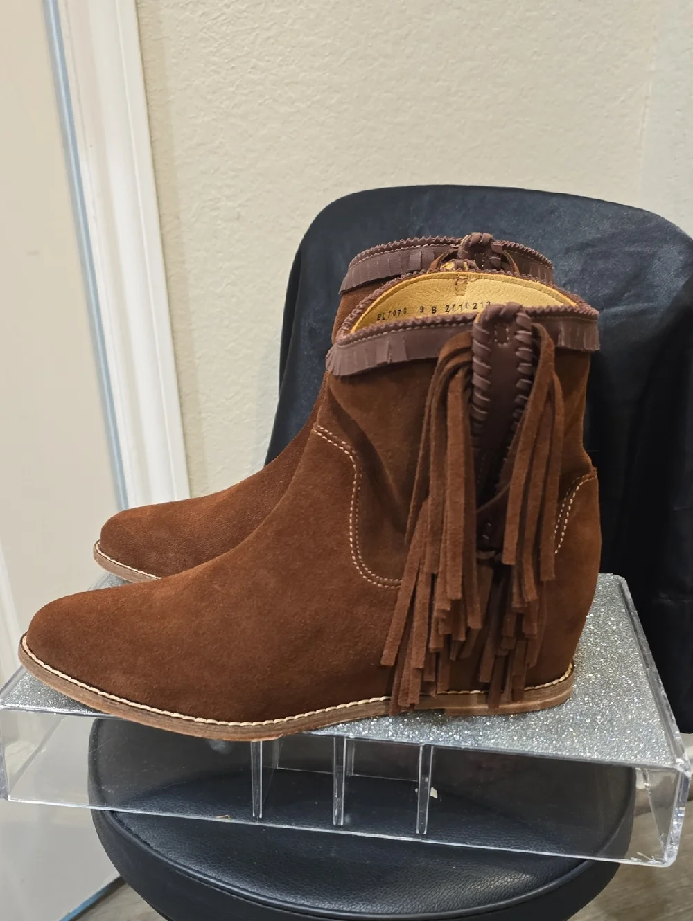 Lucchese suede ankle